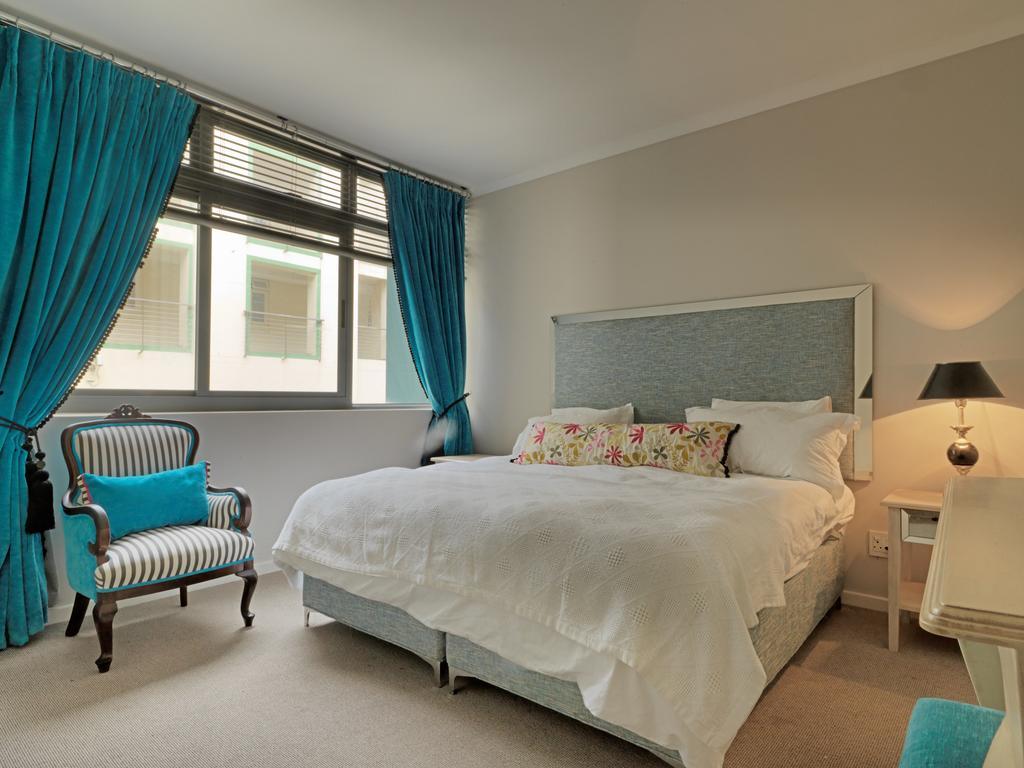 Surferscorner Self Catering Apartments Мізенберґ Екстер'єр фото