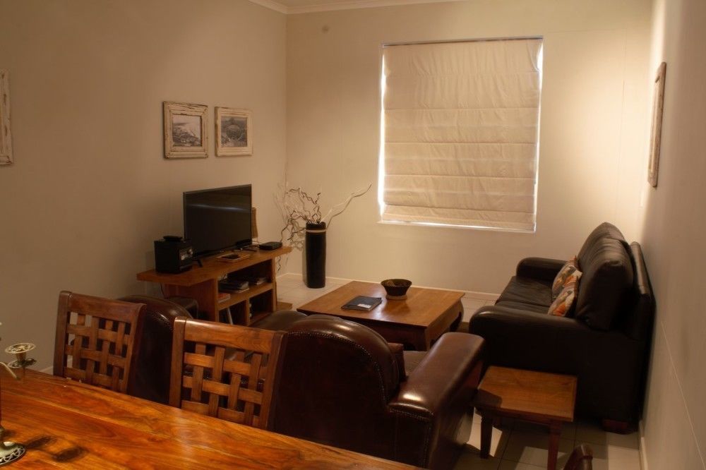 Surferscorner Self Catering Apartments Мізенберґ Екстер'єр фото